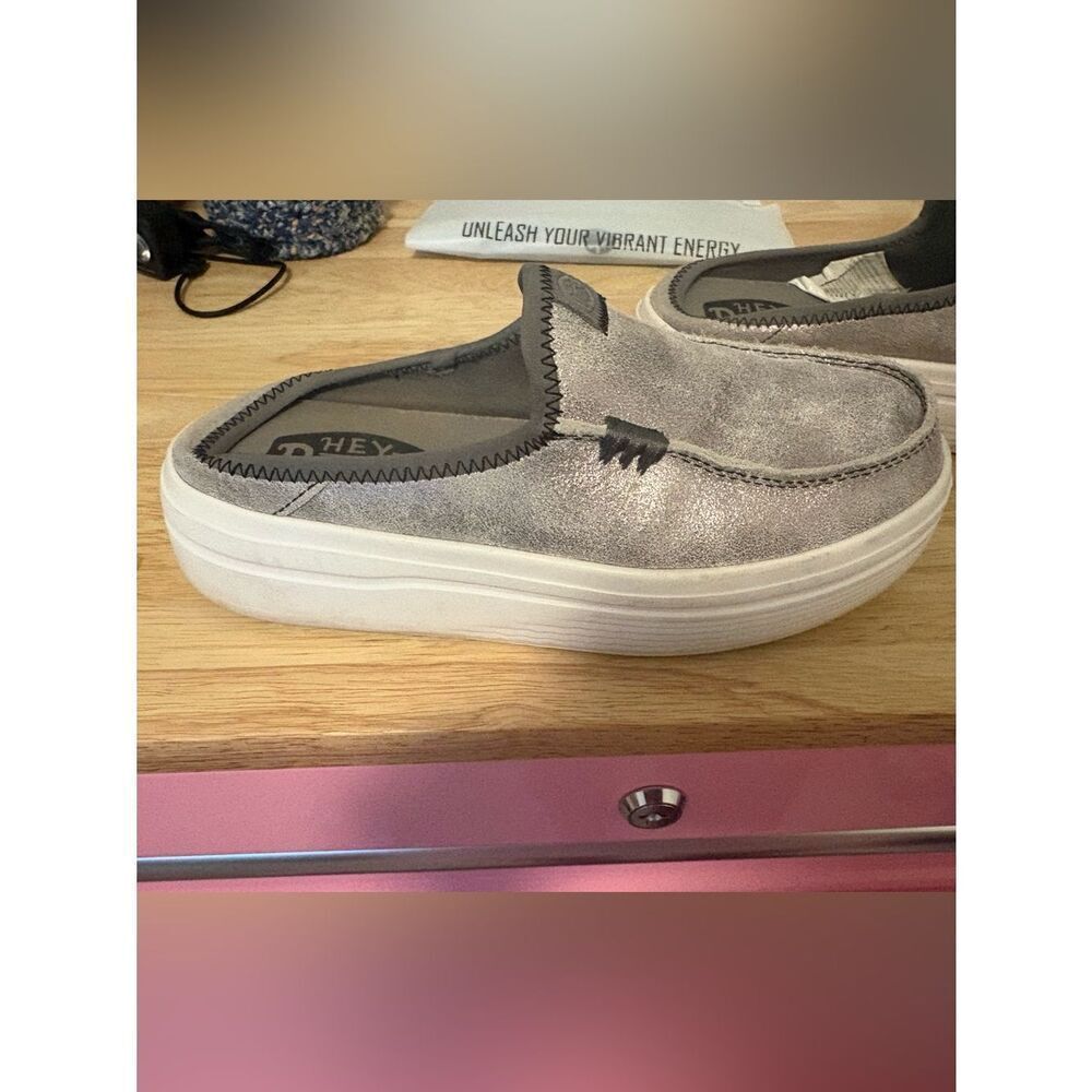 Hey Dude  Austin Lift Classic in Metallic Silver